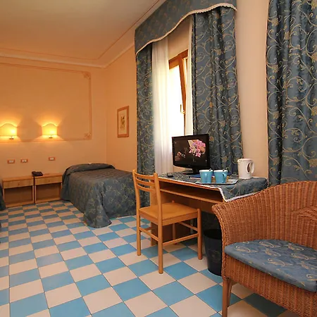 Ruscello Garni Hotel 3*